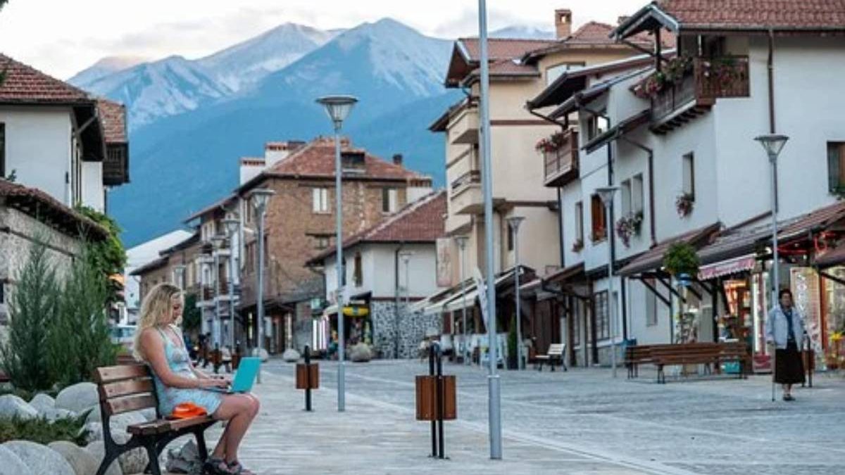 Will Digital Nomads Resurrect Spanish Towns?